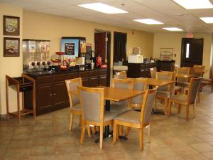 Gallery image of Days Inn By Wyndham Phenix City Near Fort Moore in Phenix City