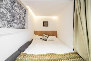 Voodi või voodid majutusasutuse Shanghai Downtown Yi Du B&B - Near Jing'an Temple Subway 200 meters and shopping mall toas