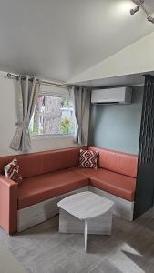 Mobil home les sables d'or的休息区