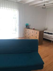 Posezení v ubytování Studio independant dans maison basque + 2 fotografie