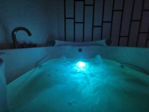 Posteľ alebo postele v izbe v ubytovaní JapanApartment - Jacuzzi