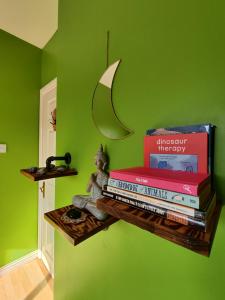 TV o dispositivi per l'intrattenimento presso The Green Room Homestay