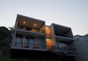 A balcony or terrace at Victoria Hideout
