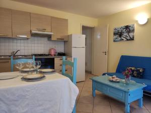 Cucina o angolo cottura di Residence Amanda with pool