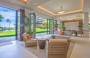 The Whaler By Maui Resort Rentals的休息区