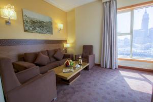 Posezení v ubytování Manarat Gaza Hotel - Al Haram Tower