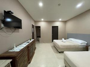 Cama ou camas em um quarto em Hostal EL Prado