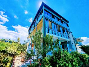 Φωτογραφία από το άλμπουμ του GUEST HOUSE NONA σε Chakvi +98 φωτογραφίες