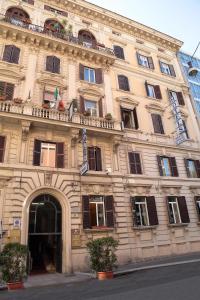 Gallery image of Hotel Sol Levante in Rome