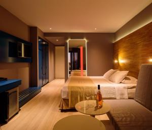 Nápoje v ubytování Essence Hotel