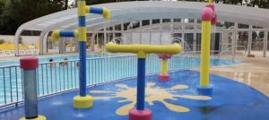 Fotografia z galérie ubytovania Détente et confort au Bois Dormant camping 4* MH240 v destinácii Saint-Jean-de-Monts