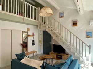 Posezení v ubytování Loft au pied du Lubéron