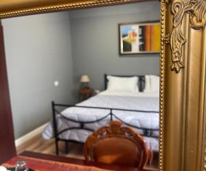 Postel nebo postele na pokoji v ubytování HOTEL VILA 15 - CENTER
