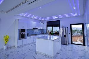 Η κουζίνα ή μικρή κουζίνα στο Villa moderne Marrakech