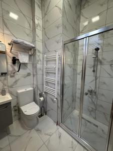 A bathroom at VE HOTELS KAPADOKYA