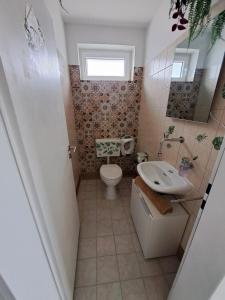 Koupelna v ubytování Ferienhaus am Edersee-scheid + 37 fotografií