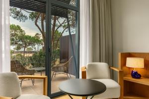 A seating area at AC Hotel Gava Mar