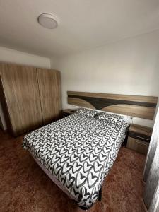 Katil atau katil-katil dalam bilik di Nuki Beach +10 gambar