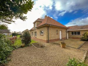 Hoone, kus puhkemaja asub