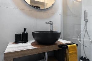 Koupelna v ubytování Loano centro Storico appartamento Loft con ParcheggioPrivatoGratuito