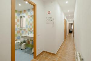 A bathroom at Apartamento Céntrico