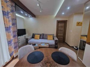 Televisi dan/atau pusat hiburan di Apartman Katarina