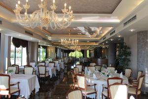 Ресторант или друго място за хранене в Mirage Hotel - Struga