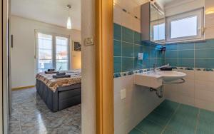 Ένα μπάνιο στο Ferienhaus Pošesi +67 φωτογραφίες