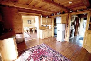 Kuchnia lub aneks kuchenny w obiekcie Urlaub im Blockhaus