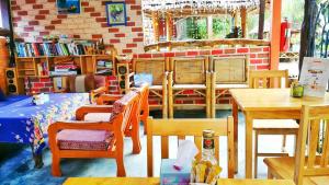 A restaurant or other place to eat at Anawin Bungalows