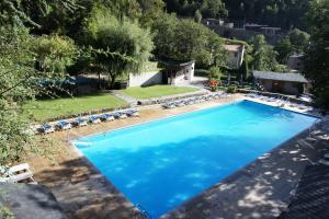 Piscina di Hotel Spa Termes Carlemany o nelle vicinanze
