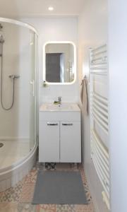 Ένα μπάνιο στο Studio Cosy Chaville