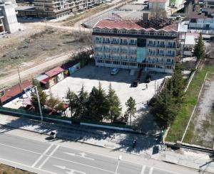 an aerial view of a city with a building at Gürsoy Kampüs Otel in Beysehir