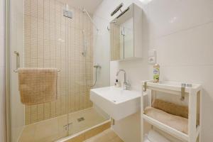 Kúpeľňa v ubytovaní Deluxe suite in prime location