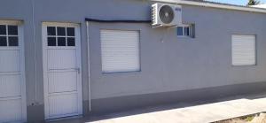 Το κτήριο όπου στεγάζεται  το διαμέρισμα