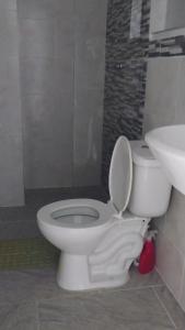Koupelna v ubytování HABITACIÓN PRIVADA tranquila y confortable