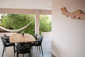 Fotografie z fotogalerie ubytování VILLA Arte - just minutes from Mambo & Pietermaai v destinaci Willemstad