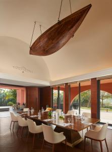 Area soggiorno di Storii By ITC Hotels Devasom Resort & Spa, Kolkata