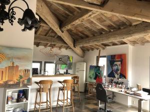 Photo de la galerie de l'établissement Chambre d'Hôte vue exepitonnelle, à Uzès