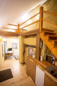 Kuchyň nebo kuchyňský kout v ubytování Villa Hortensia