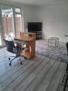 Gallery image of The w3 flat in London