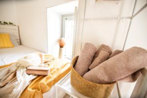 Postel nebo postele na pokoji v ubytování Opus apartment