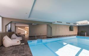 Bazén v ubytovaní Hotel Ambet alebo v jeho blízkosti