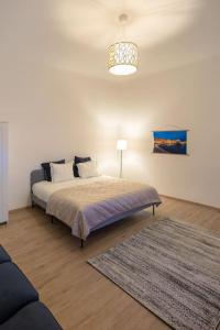 Posteľ alebo postele v izbe v ubytovaní Second District Charming Flat