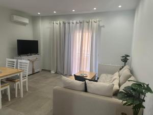 Fotografia z galérie ubytovania Mimozas Apartment Porto Heli v destinácii Porto Heli