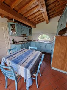 Η κουζίνα ή μικρή κουζίνα στο La Pasqualina B&B +21 φωτογραφίες