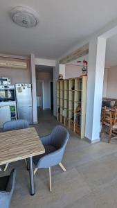 Kuchyň nebo kuchyňský kout v ubytování Gemini Apart