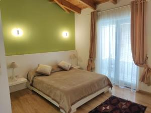 Letto o letti in una camera di Hotel & Restaurant White City
