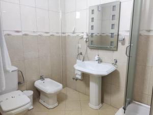 Bagno di Hotel & Restaurant White City