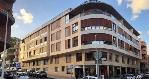 Здание апартаментов/квартиры